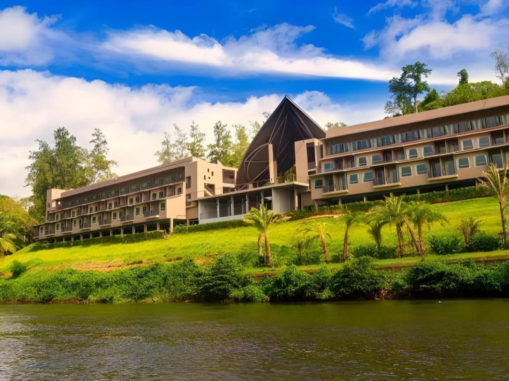 River Kwai Village Hotel Ban Kaeng Raboet Exterior foto