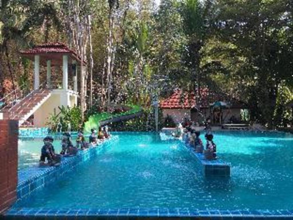 River Kwai Village Hotel Ban Kaeng Raboet Exterior foto
